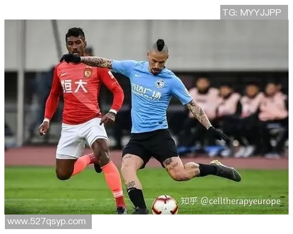 从草根到巨星 足球球员成长轨迹全解析 从草根到巨星 足球球员成长轨迹全解析