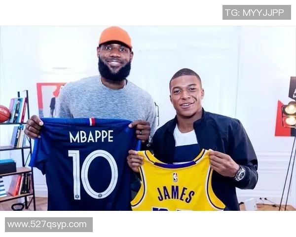 足球巨星对决智能机械战士 足球巨星对决智能机械战士